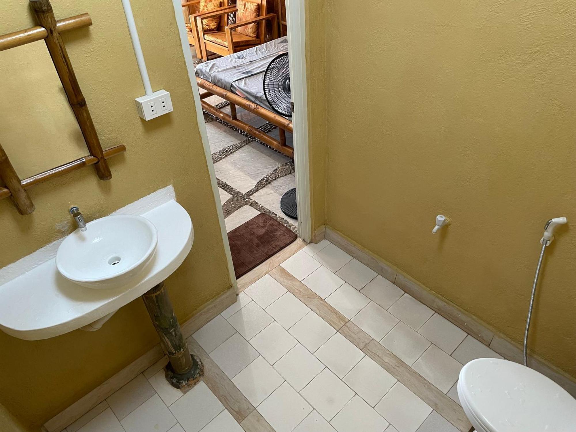 Bed and Breakfast Voodoo House Lalao Exterior foto